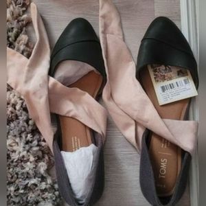 Toms Black and Blush Ballet Flats with Wrap Tie